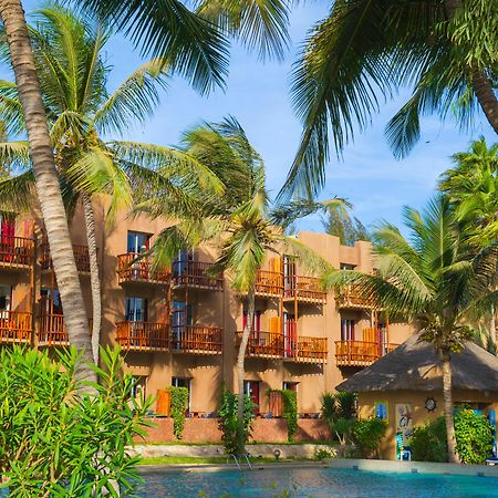 Hotel Jardin Savana ダカール エクステリア 写真