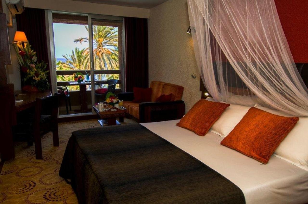 Hotel Jardin Savana ダカール エクステリア 写真