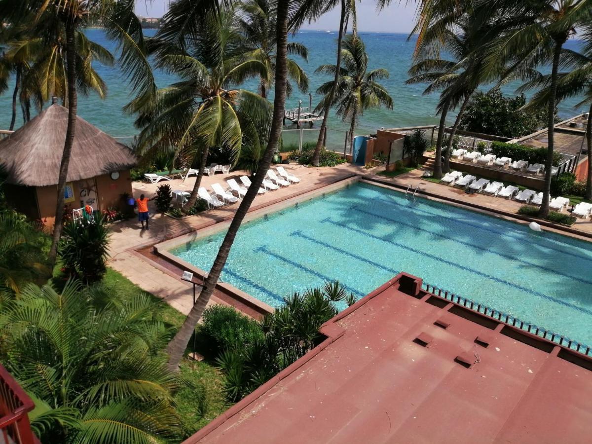 Hotel Jardin Savana ダカール エクステリア 写真