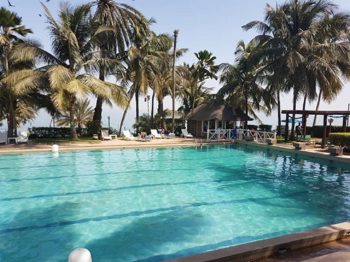 Hotel Jardin Savana ダカール エクステリア 写真