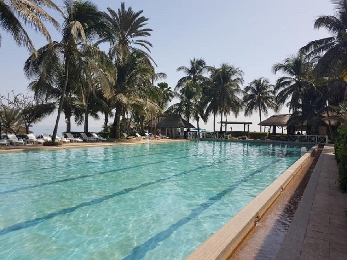 Hotel Jardin Savana ダカール エクステリア 写真